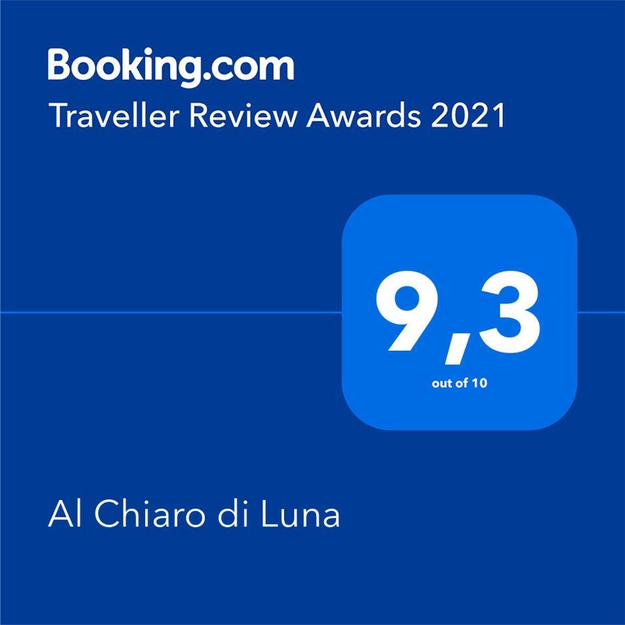 Al Chiaro Di Luna